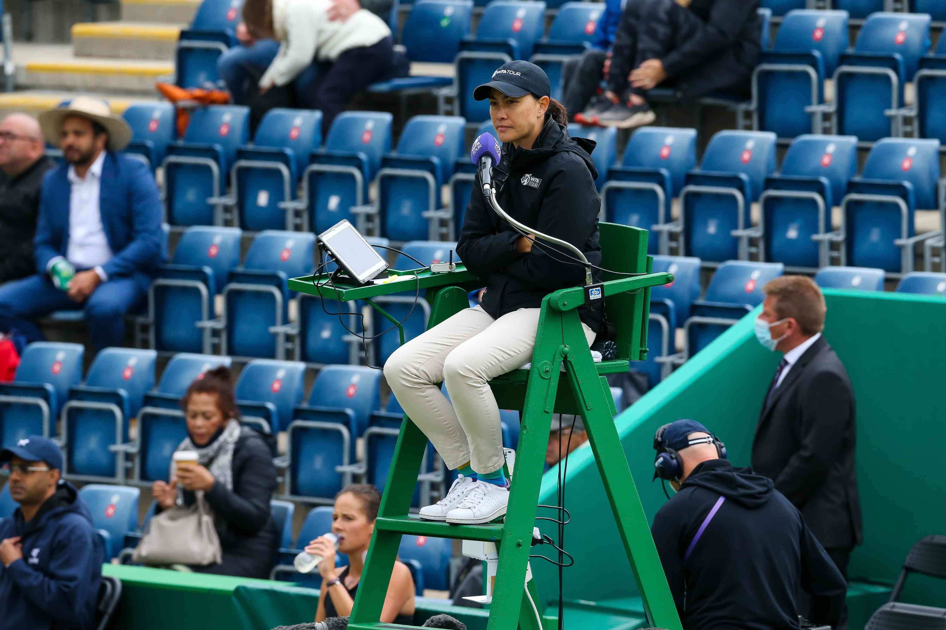 How To Get Started In A Tennis Official Role | LTA