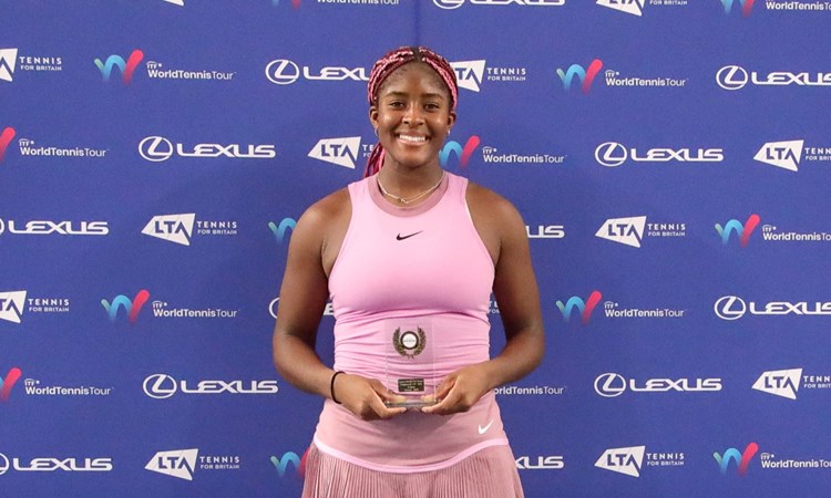 Clervie Ngounoue holding her trophy from the Lexus British Pro Series Birmingham event