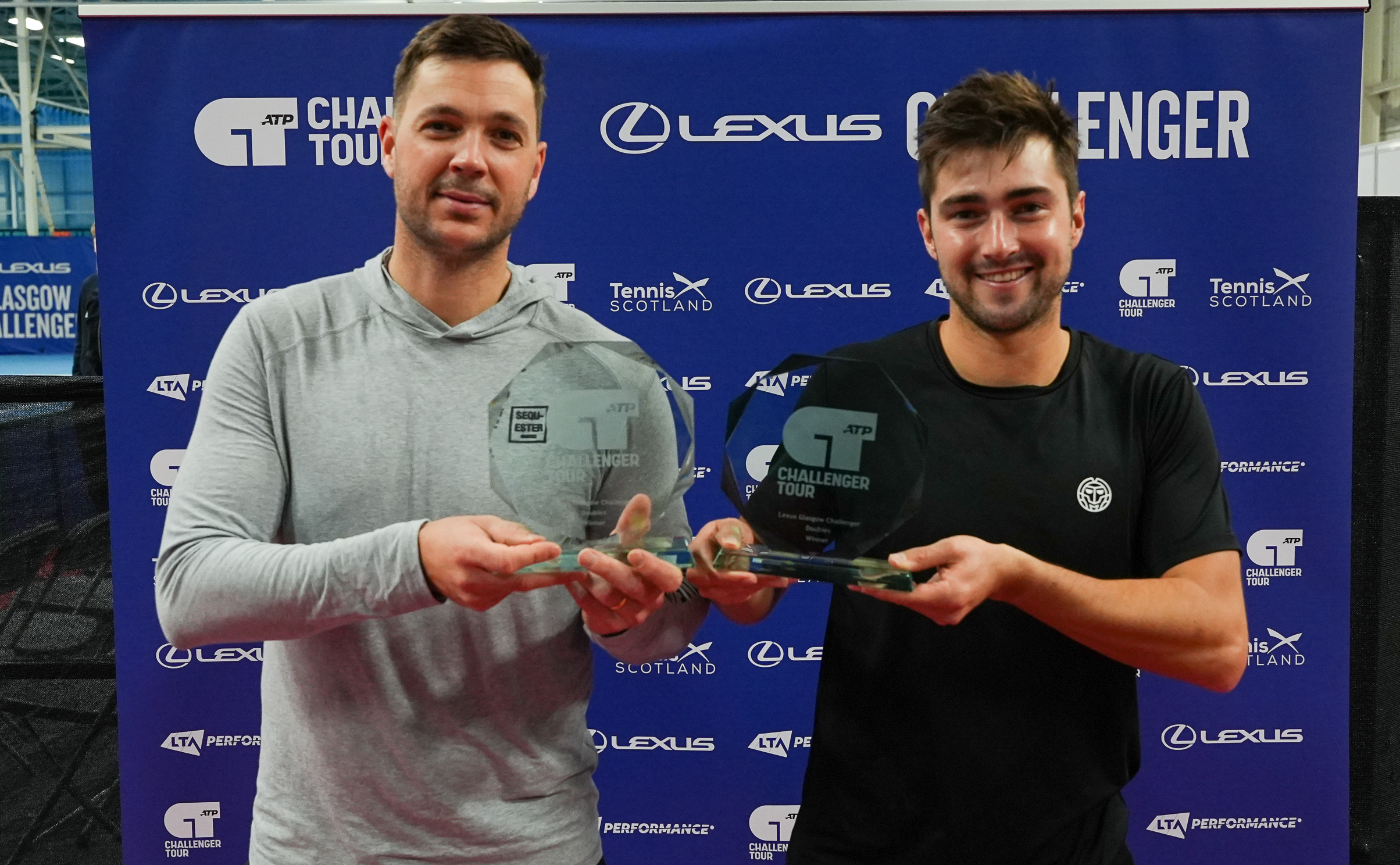 Duncan and Chidekh champions in Glasgow Collins reaches back to