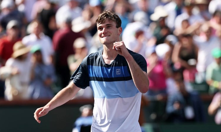 Jack Draper smiling and giving a fist pump after winning the Indian Wells title in 2025