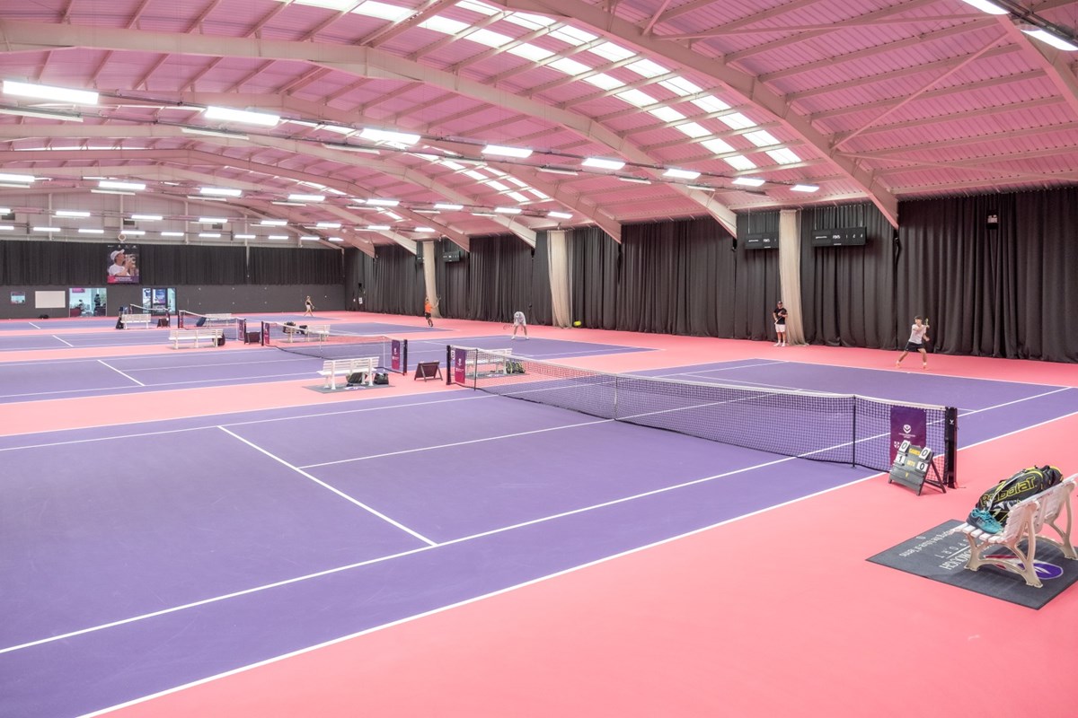 LUNTA-indoor-courts.jpg
