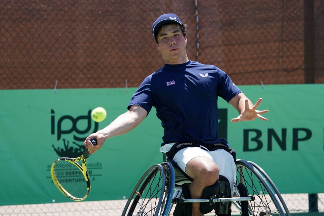 Dahnon Ward hitting a forehand at the World Team Cup