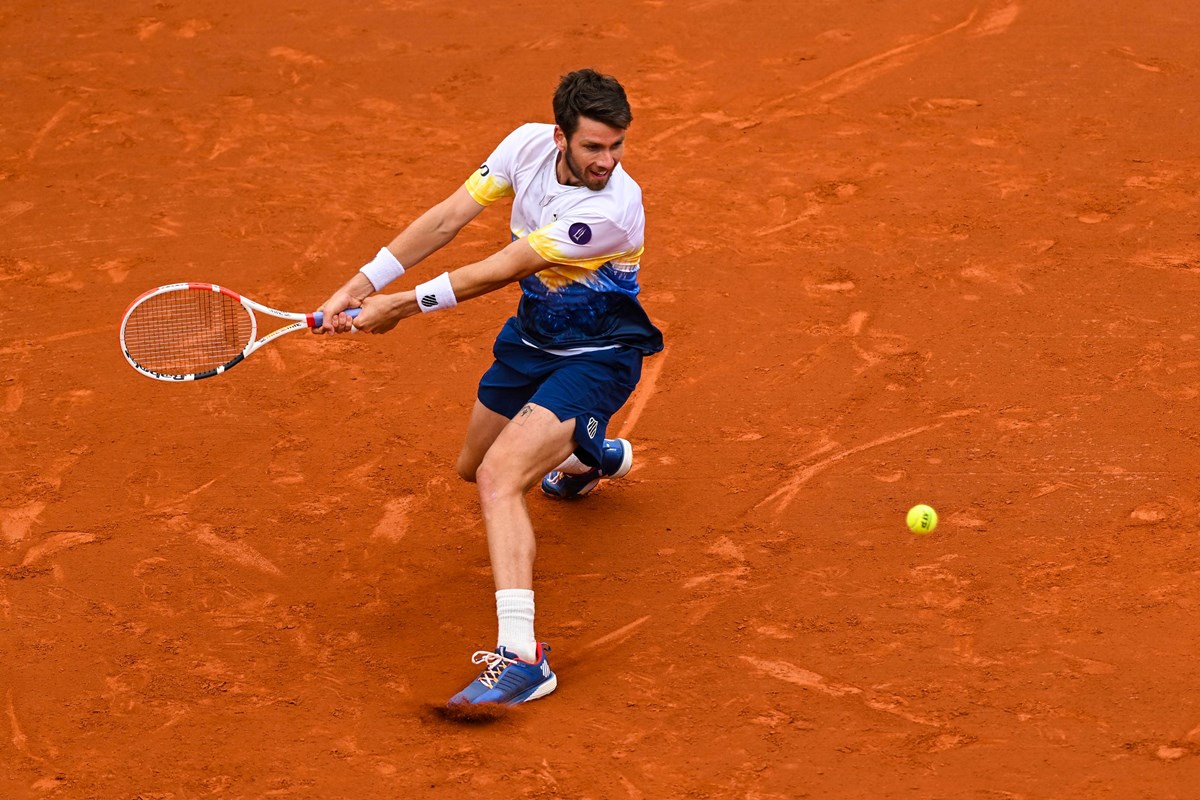 2022-Cam-Norrie-Barcelona-Open-backhand.jpg