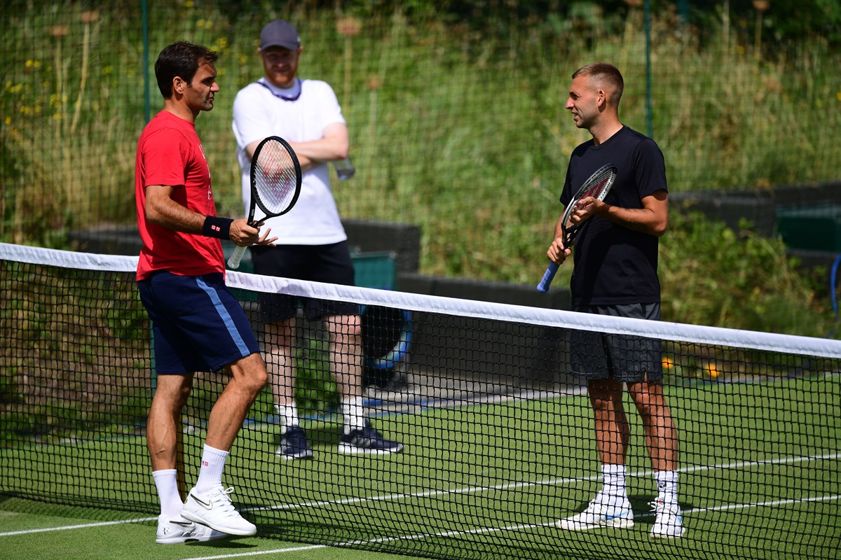 Roger Federer and Dan Evans