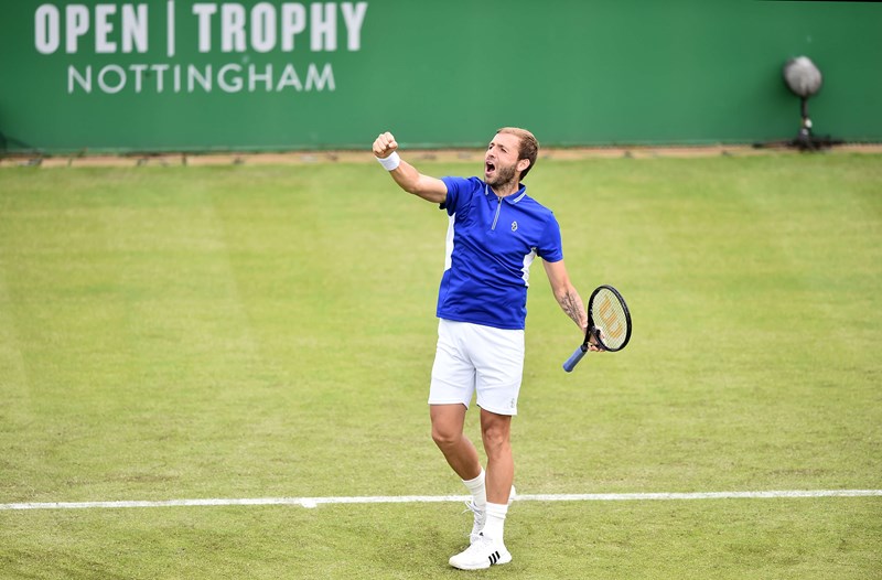 Dan Evans cheers at the Nottingham Open 2022