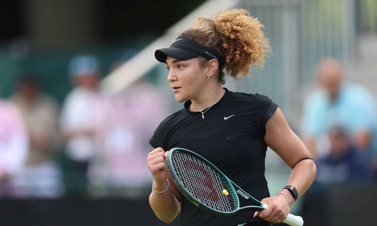 Marni Banks in qualifying action at the Rothesay Open Nottingham