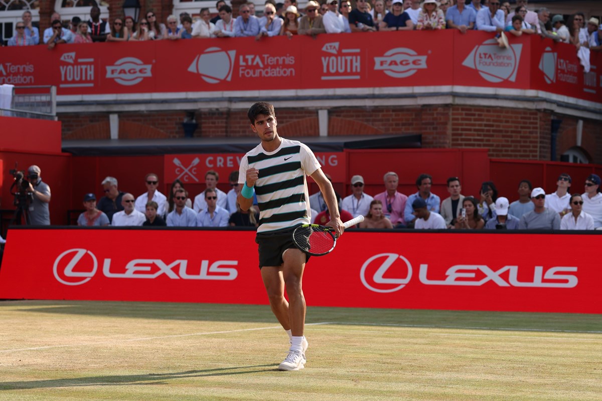 2025-Carlos-Alcaraz-HSBC-Championships-R2-action.jpg