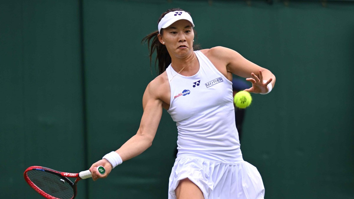 2024-Lily-Miyazaki-Wimbledon-R1.jpg