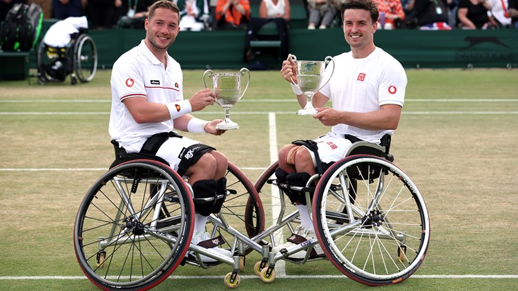 Reid and Hewett win sixth Wimbledon, Junior Wimbledon recap, McKechnie wins Dublin double