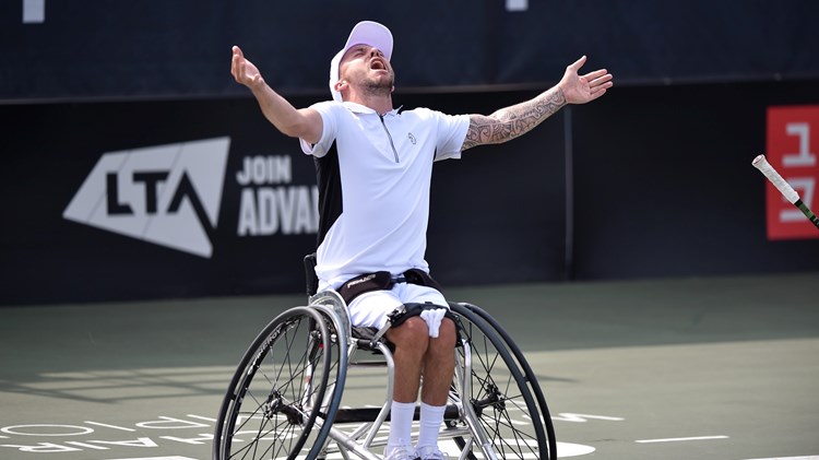 Andy Lapthorne celebrating after winning championship point in the quad singles final at the 2022 British Open
