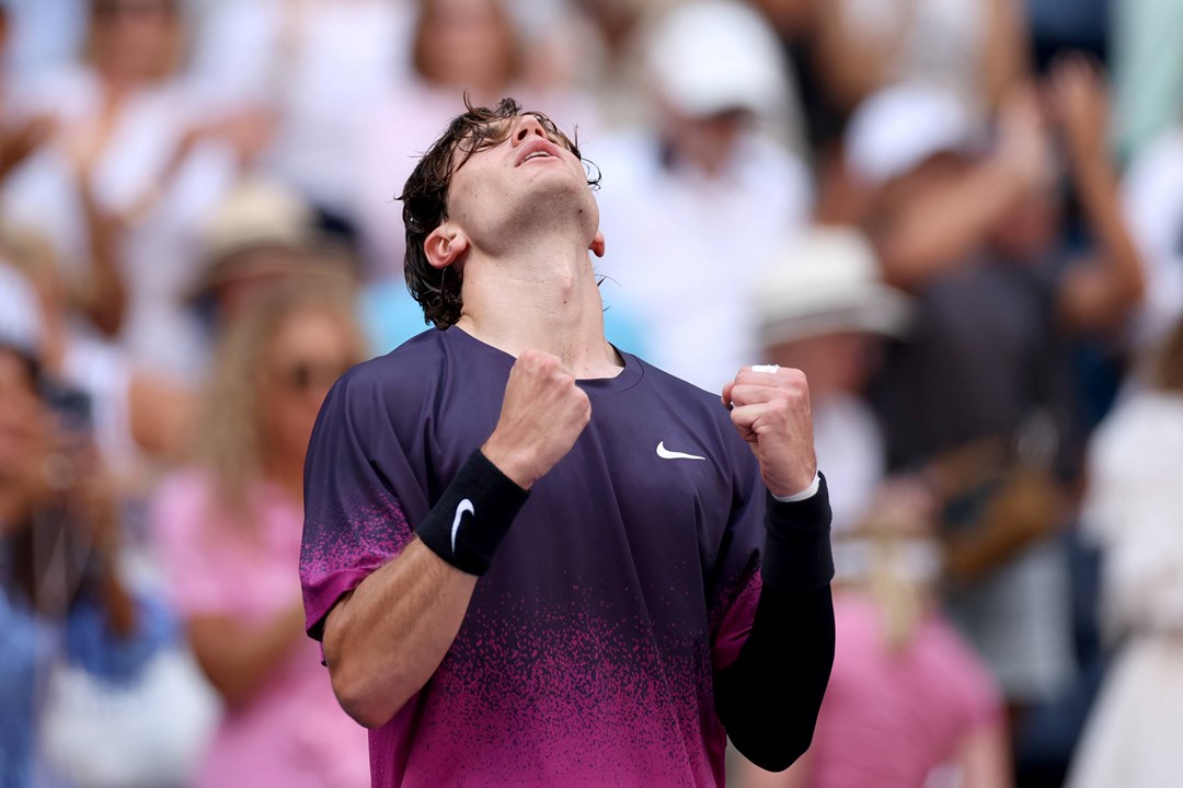 Jack Draper celebrates reaching his first Grand Slam quarter-final at the 2024 US Open