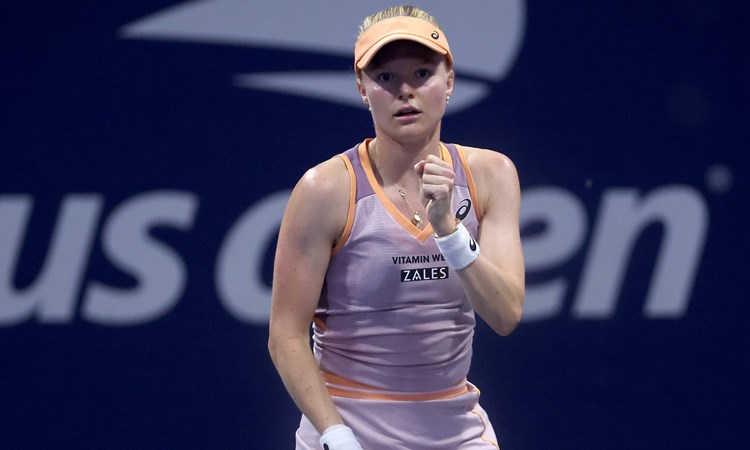 Harriet Dart gives a fist pump in her opening round win at the 2024 US Open