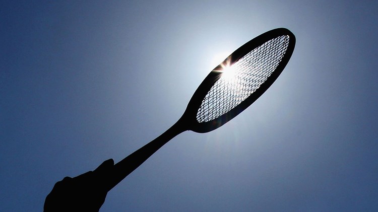 Sunlight through a tennis racket