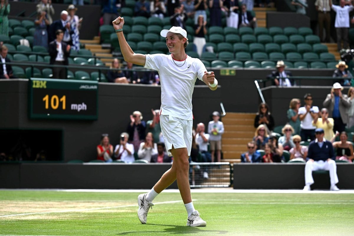 2023-Henry-Searle-Wimbledon-final-celebration.jpg