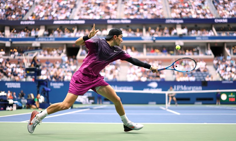 Jack Draper stretches for a backhand on Arthur Ashe at the US Open