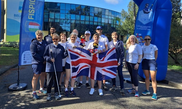 Great Britain's visually impaired tennis team pictured with the Union Jack during the 2024 IBTA Blind World Tennis Championships Lignano Sabbiadoro, Italy