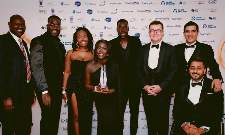 The Black Tennis Mentors accepting their LTA Tennis Foundation Community Tennis Award at the 2024 Sporting Equal Awards. 