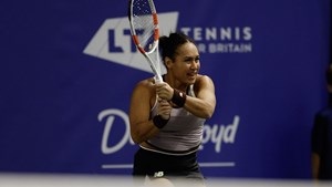 Heather Watson hitting a backhand at the 2024 Lexus W100 Shrewsbury