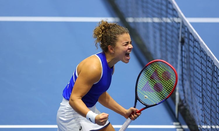 Jasmine Paolini celebrates winning her semi-final rubber at the Billie Jean King Cup Finals 2023