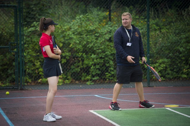 Jamie Faint coaching a student 