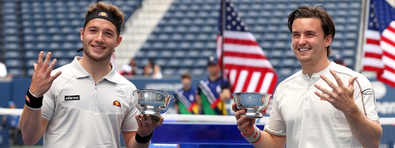 Alfie Hewett and Gordon Reid with trophies