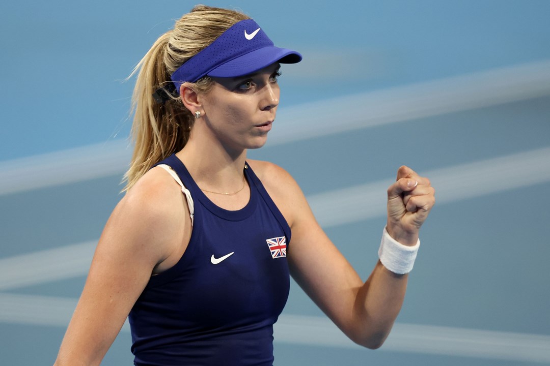 Katie Boulter clenching her fist on court at the United Cup