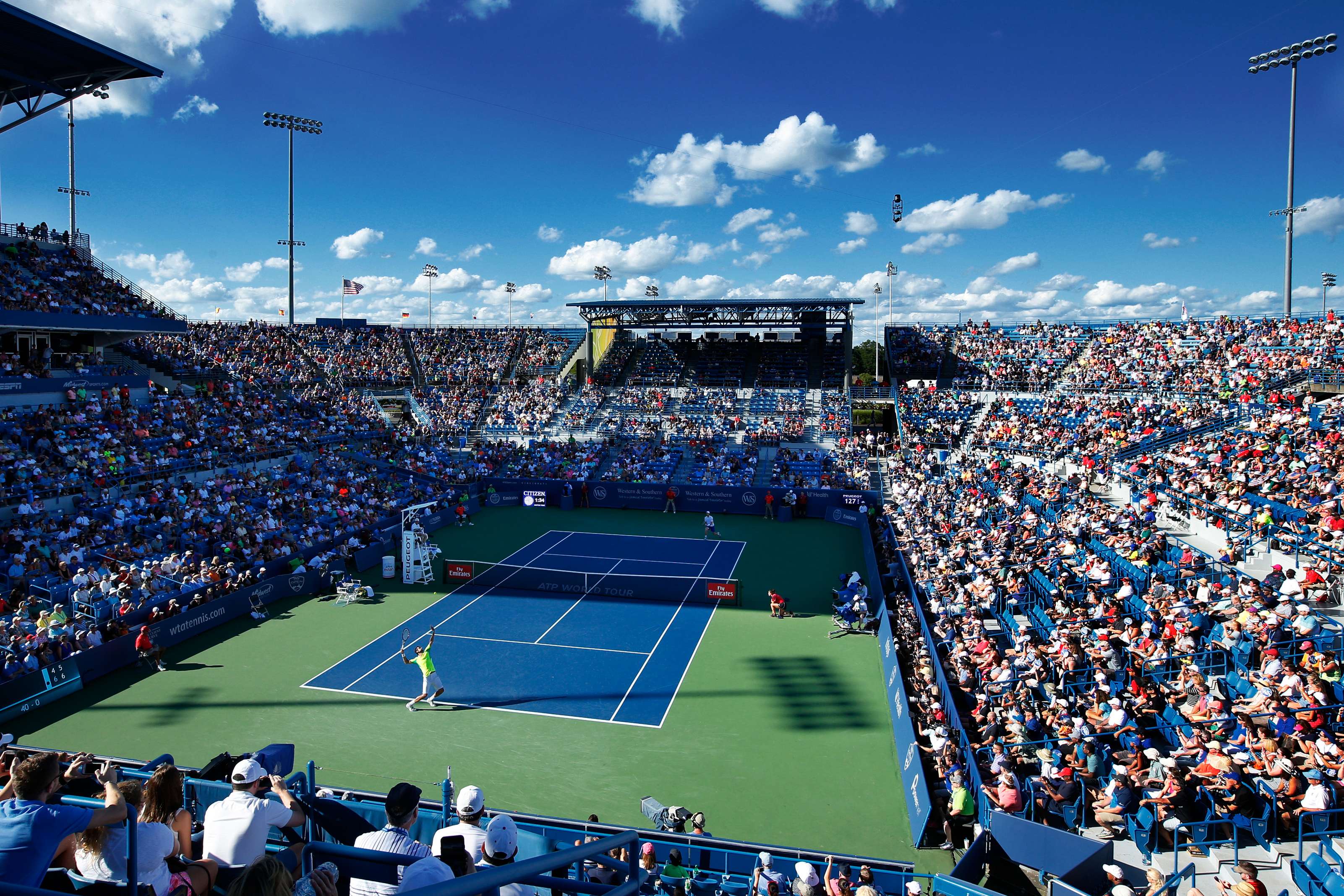 Western-and-Suthern-Open-Centre-Court.jpg